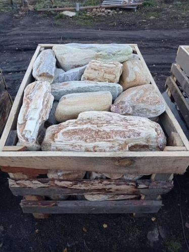 Златолит жёлтый, жёлто-зелёный глыбки и валуны для ланшафтного дизайна купить в Балашихе