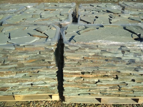 Плитняк златолит зелёный для цоколя, отмостки купить в Балашихе