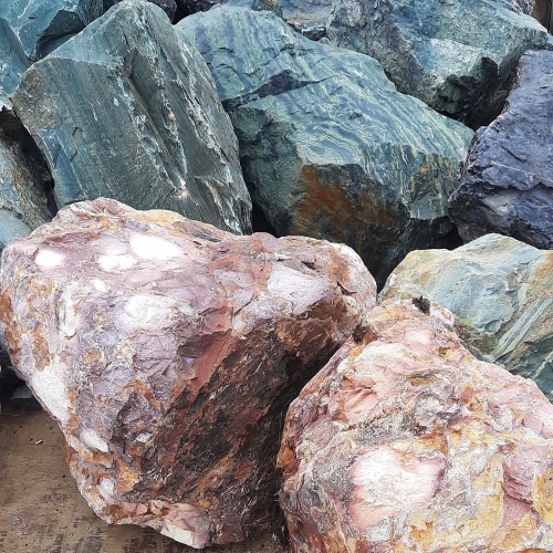 Ландшафтные глыбы красно-фиолетовые 200-1000 килограмм купить в Балашихе