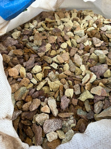 Златолит персиковый декоративная каменная крошка купить в Балашихе