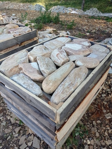 Златолит жёлтый, жёлто-зелёный глыбки и валуны для ланшафтного дизайна купить в Балашихе