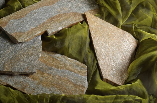 Плитняк златолит Уральский  для фасада купить в Балашихе